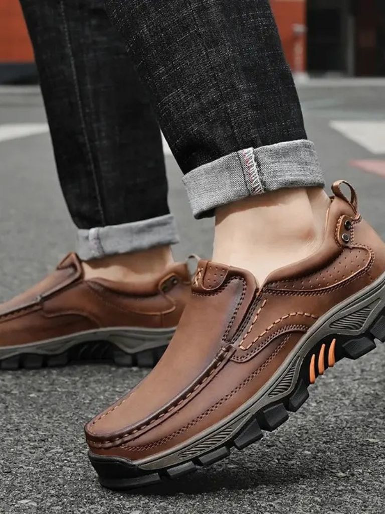 Everyday Essential Comfortable Shoes - Cross & Crown
