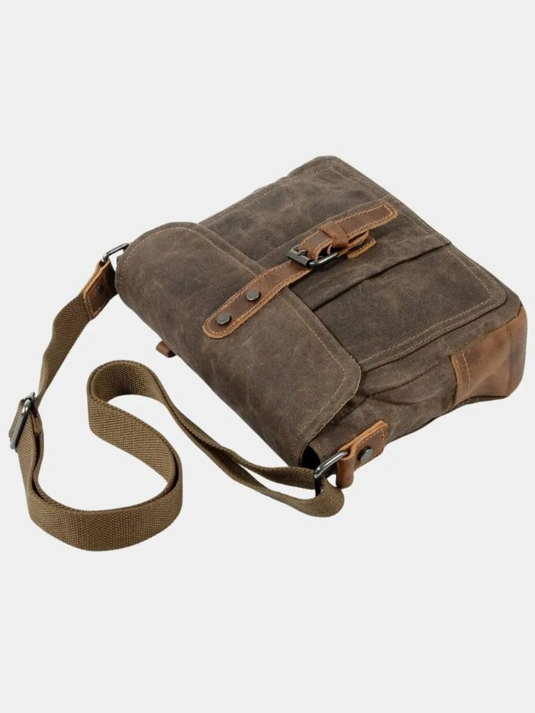 Balmoral Courier Transversal Bag - Cross & Crown