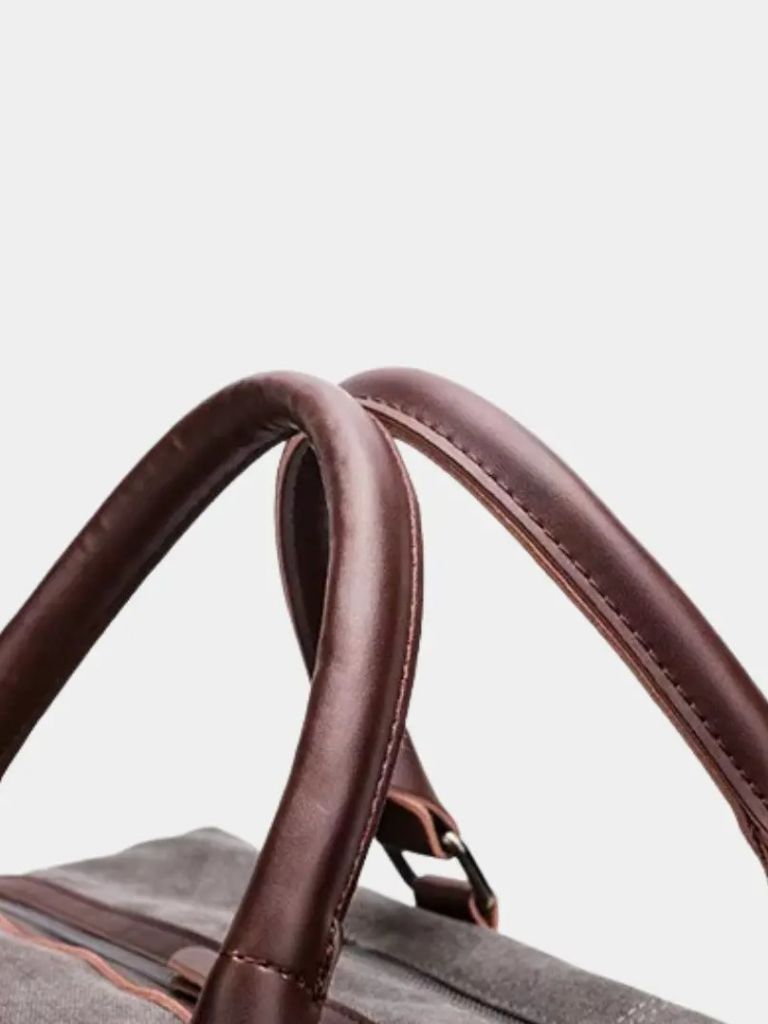 Voyager Duffle Bag - Cross & Crown