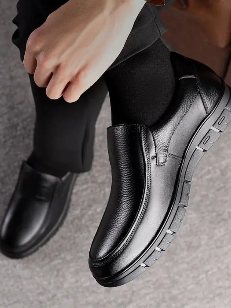 Essential Shoes Comfortable Elegant - Cross & Crown