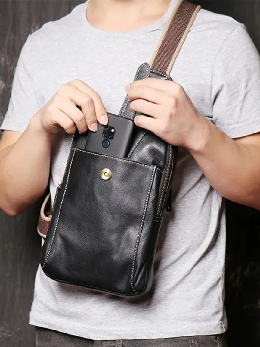 Minimalist Leather Shoulder Bag - Cross & Crown