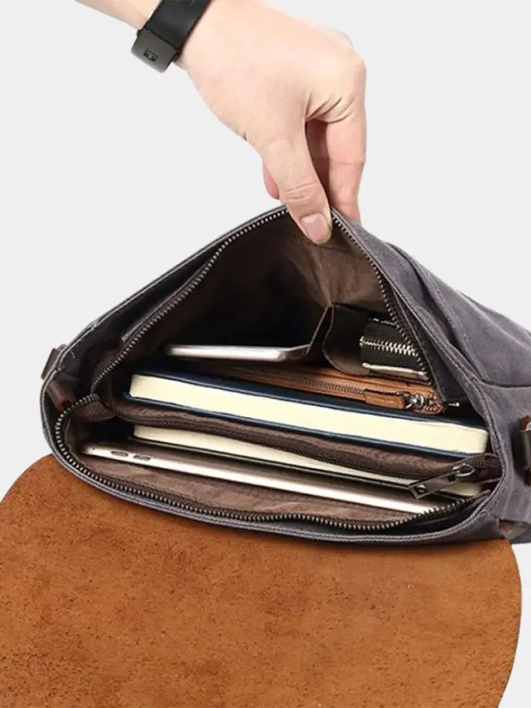 Windsor Messenger Shoulder Bag - Cross & Crown