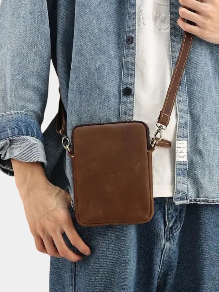 Minimalist Crossbody Leather Bag - Cross & Crown