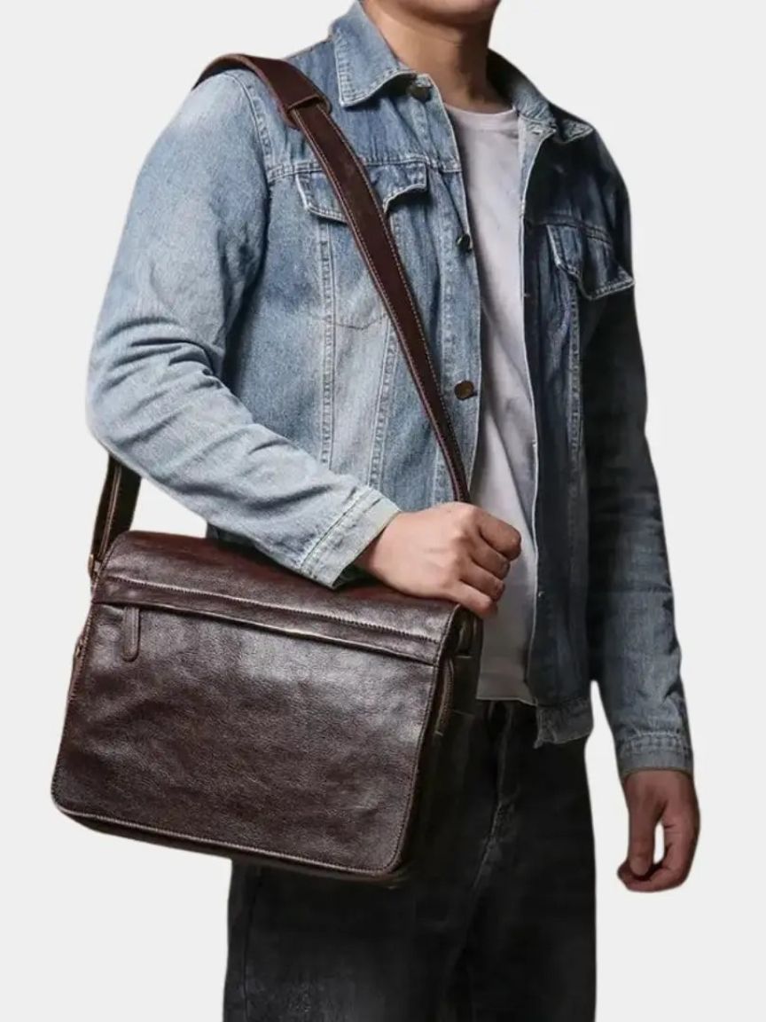 Classic Messenger Leather Bag - Cross & Crown