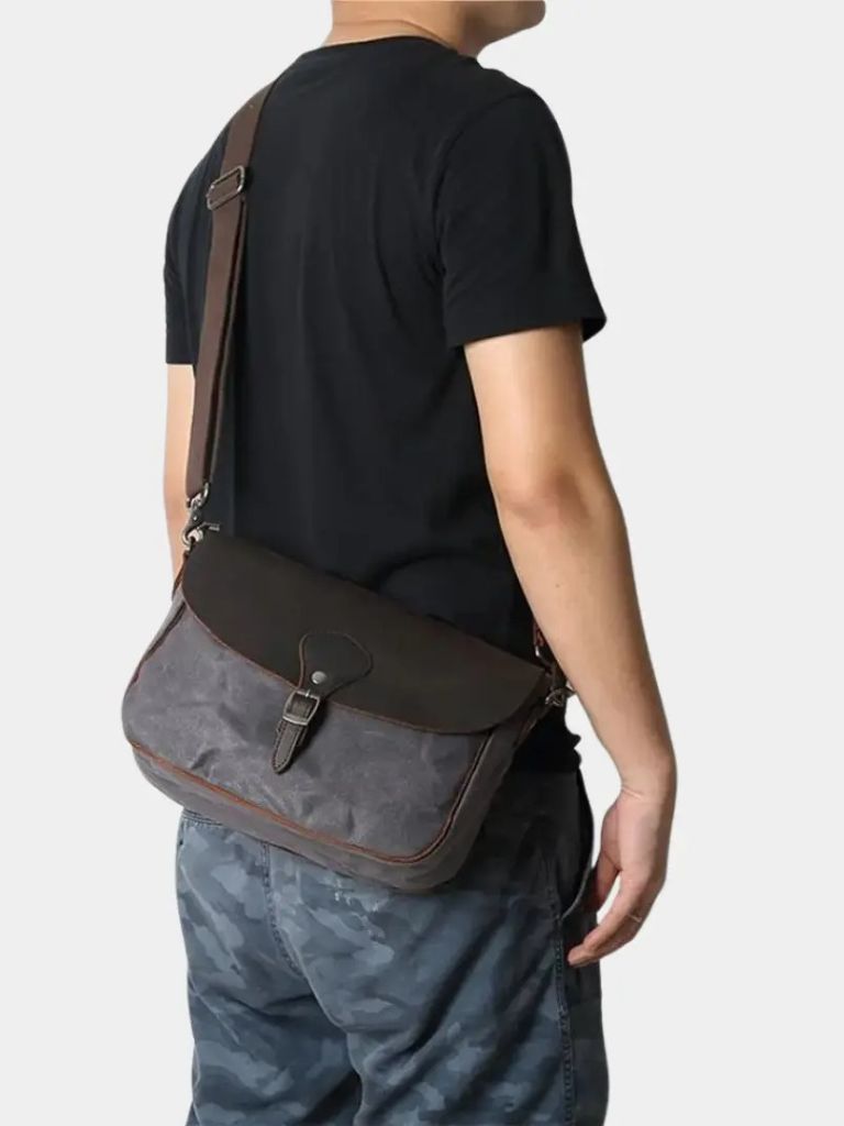 Windsor Messenger Shoulder Bag - Cross & Crown