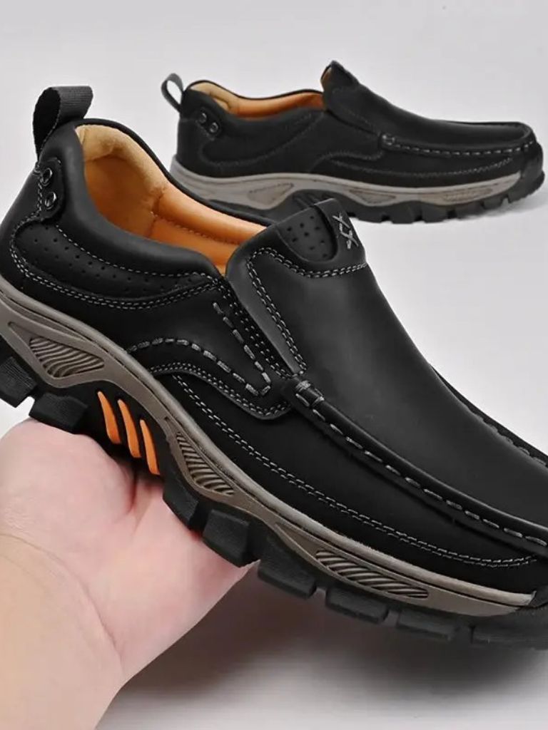 Everyday Essential Comfortable Shoes - Cross & Crown