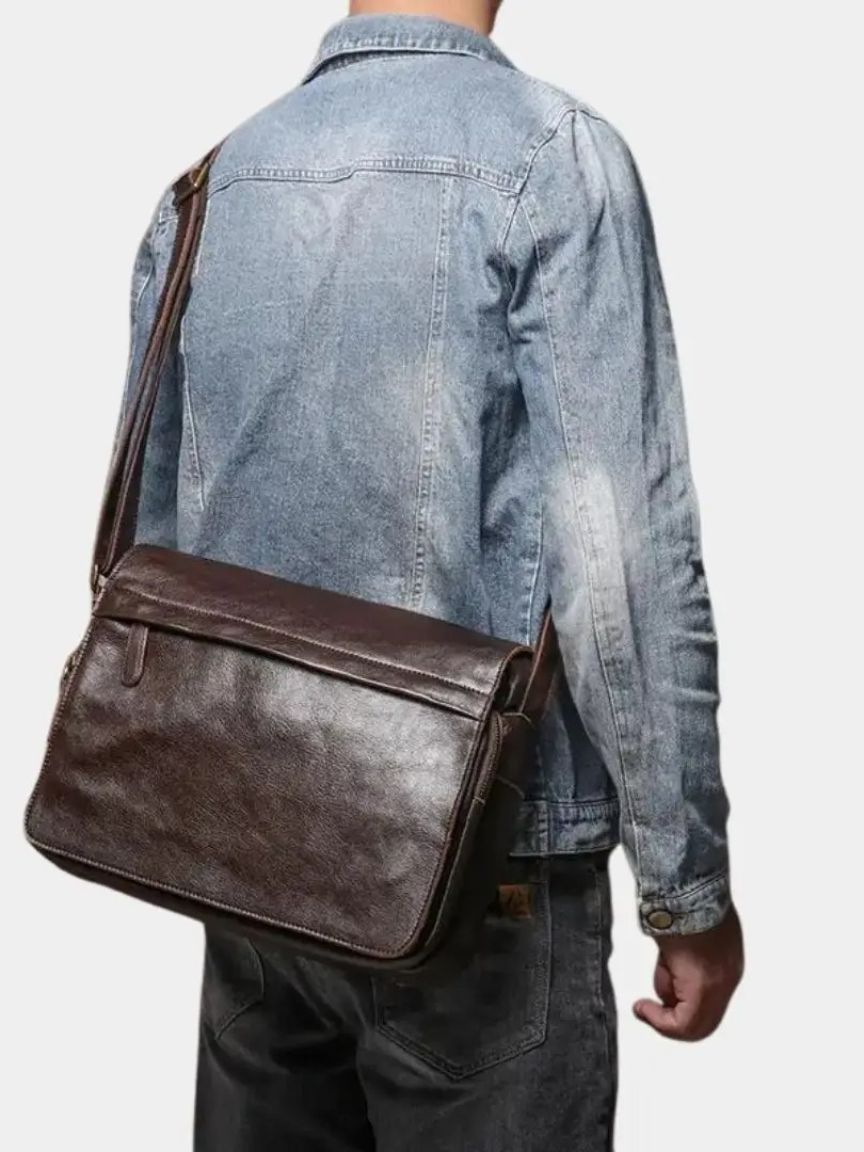 Classic Messenger Leather Bag - Cross & Crown