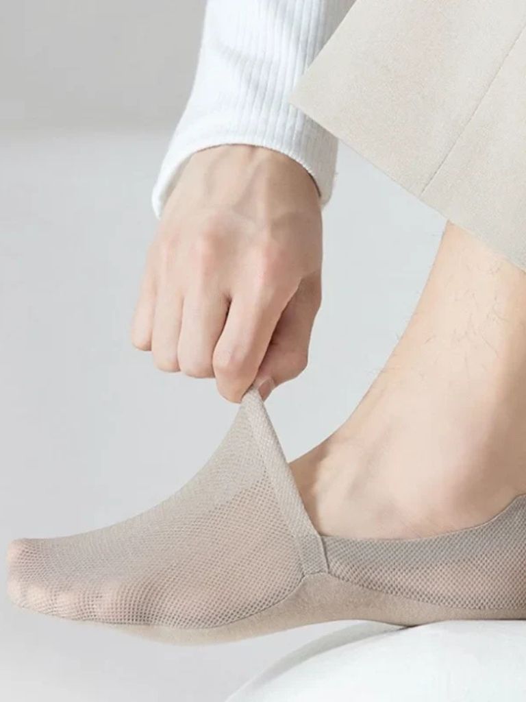 Invisible Breathable Comfort Socks – Cross & Crown