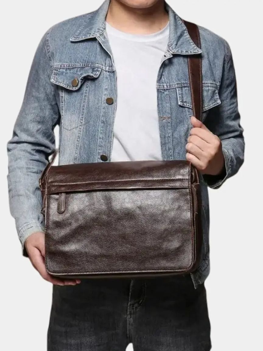Classic Messenger Leather Bag - Cross & Crown