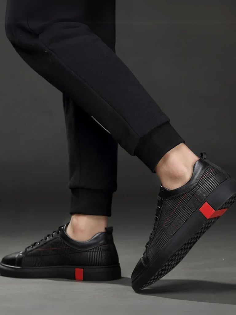 Blackgrid Leather Loafers – Cross & Crown