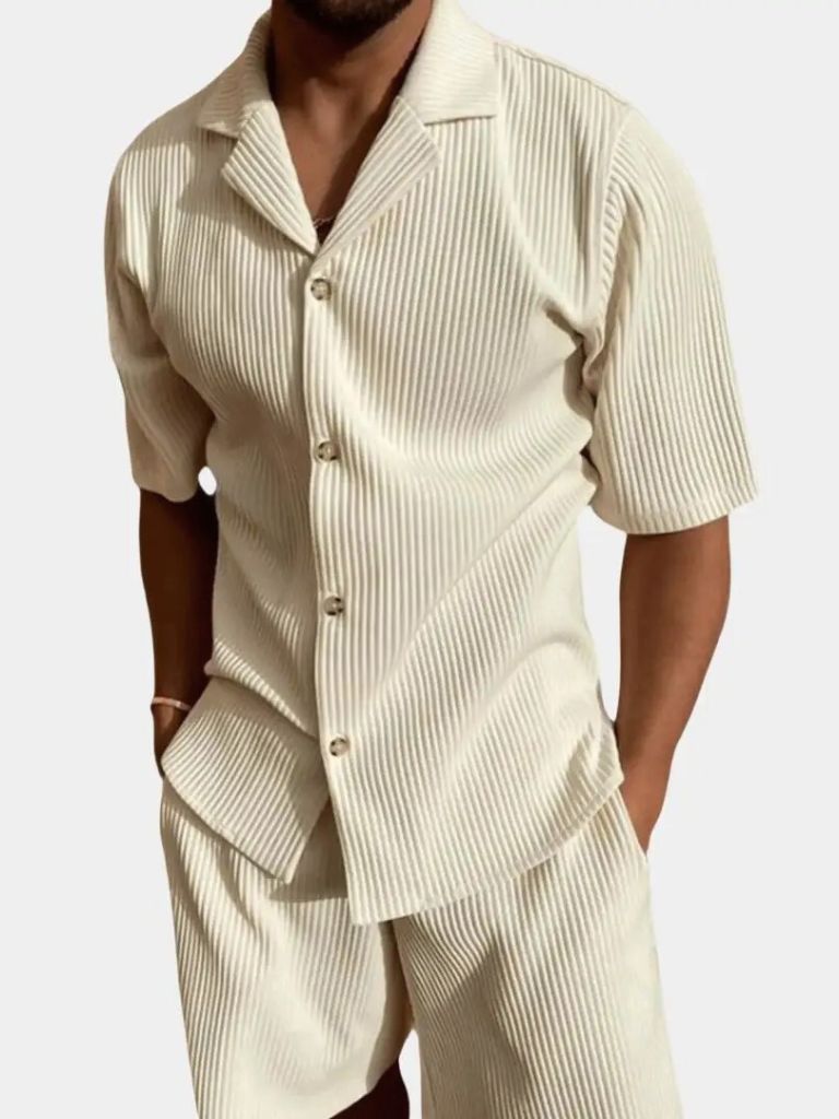 Conjunto Pana Minimalista Shorts y Camisa - <tc>Cross & Crown</tc>