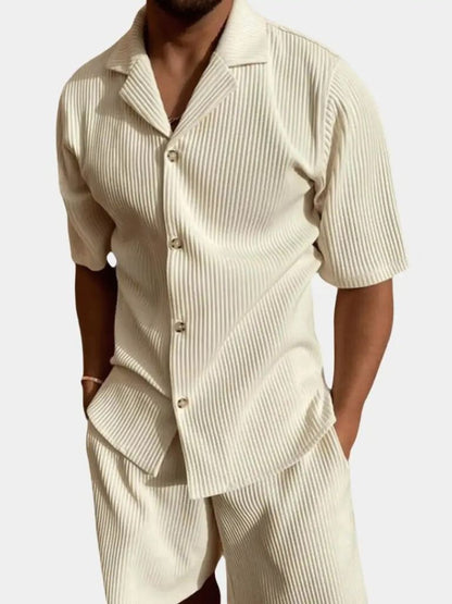 Conjunto Pana Minimalista Shorts y Camisa - <tc>Cross & Crown</tc>