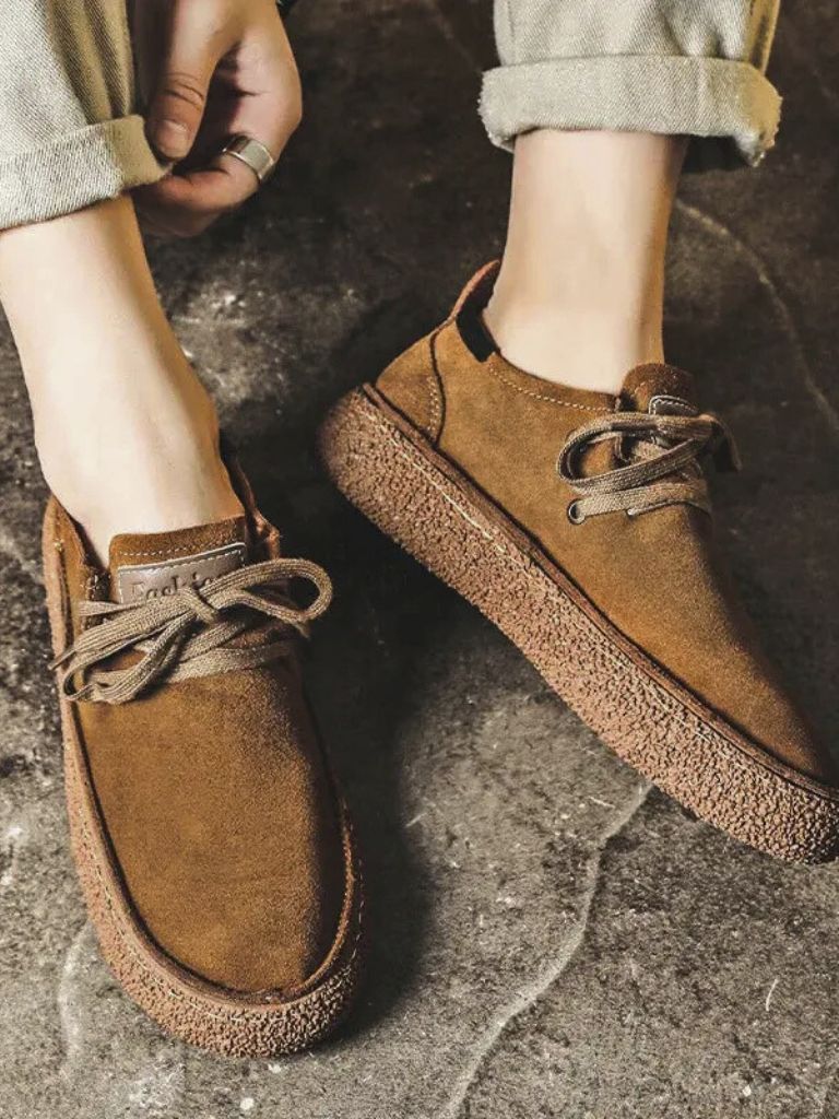 Casual Vintage Skeakers - Cross & Crown - Cross & Crown